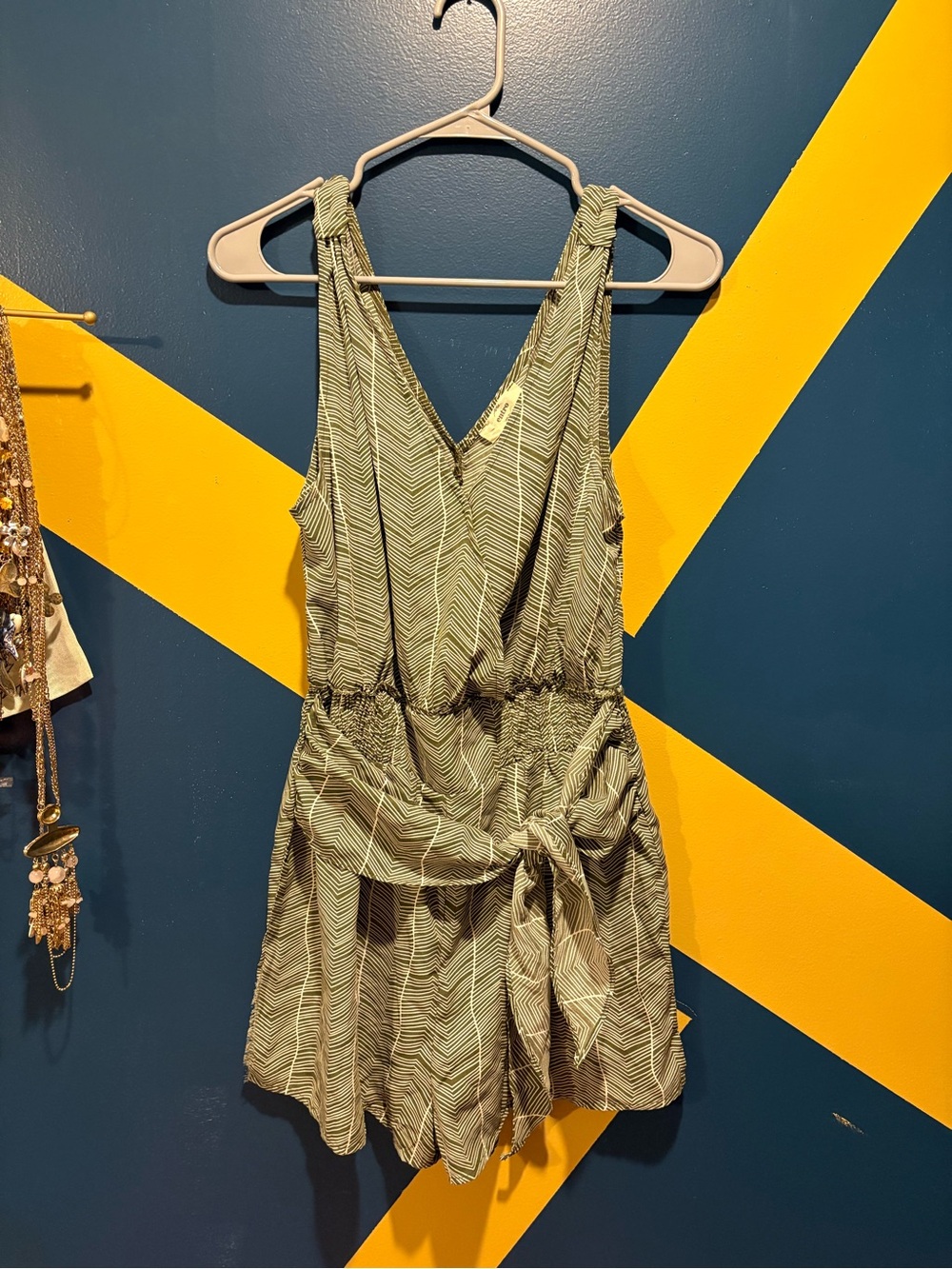 Entro Olive Green & White V-Neck Romper EUC